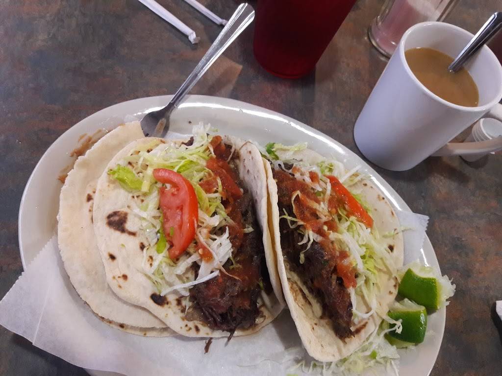 Taqueria El Tapatio | restaurant | 220 S Seguin Ave, New Braunfels, TX 78130, USA | 8306088036 OR +1 830-608-8036