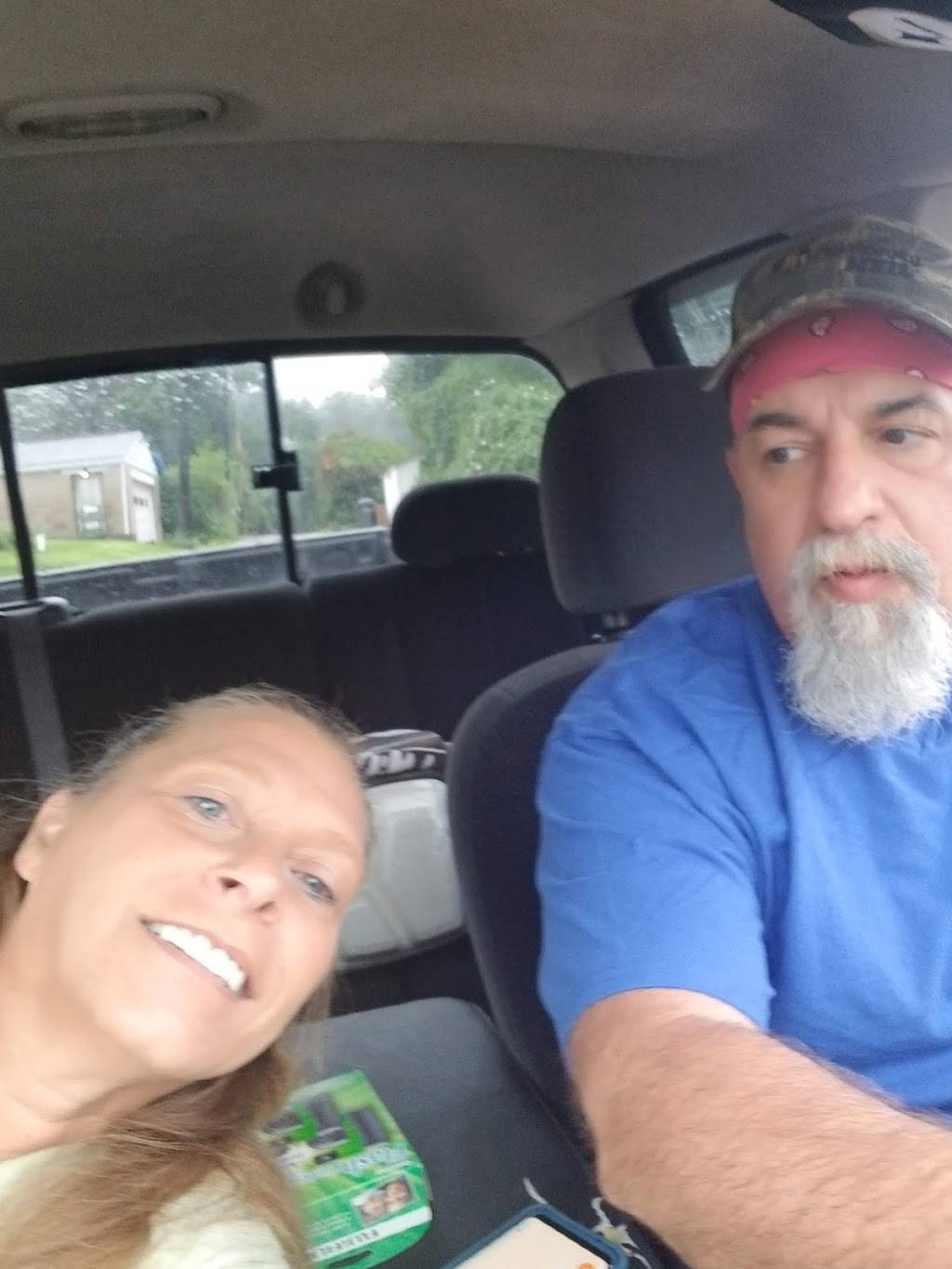 Hott Rodz | restaurant | 626 Monongahela Ave, Glassport, PA 15045, USA | 4128725839 OR +1 412-872-5839