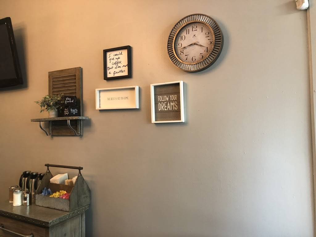 B&D’s Bites | restaurant | 130 W 238th St, Bronx, NY 10463, USA | 3479134788 OR +1 347-913-4788