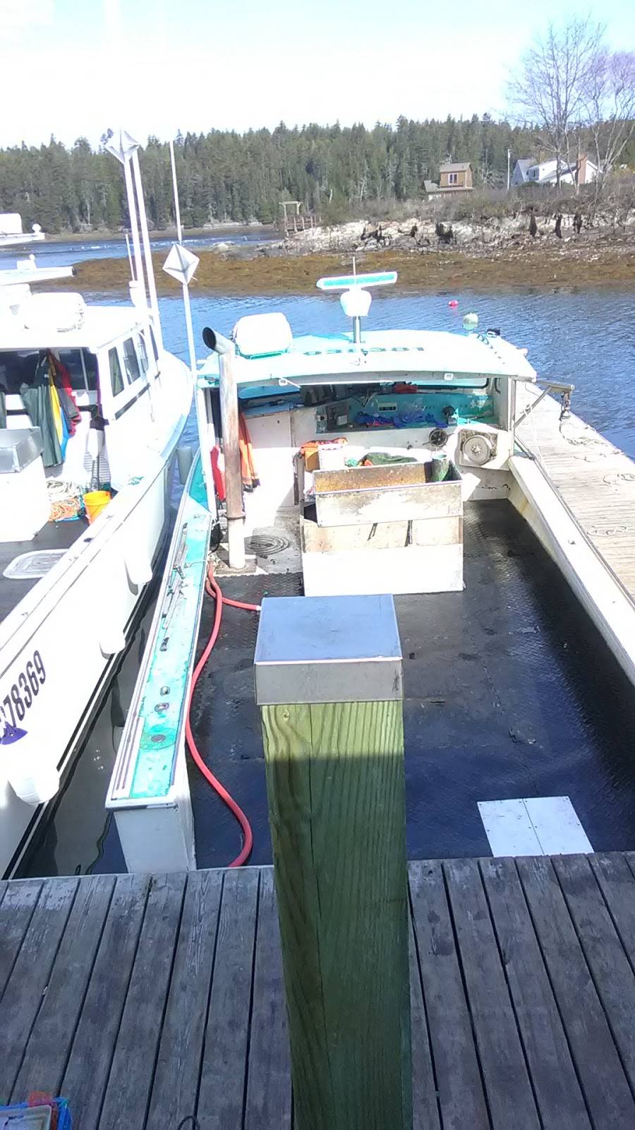 Potts Harbor Lobster Inc. | restaurant | 242 Ash Point Rd, Harpswell, ME 04079, USA | 2078335775 OR +1 207-833-5775