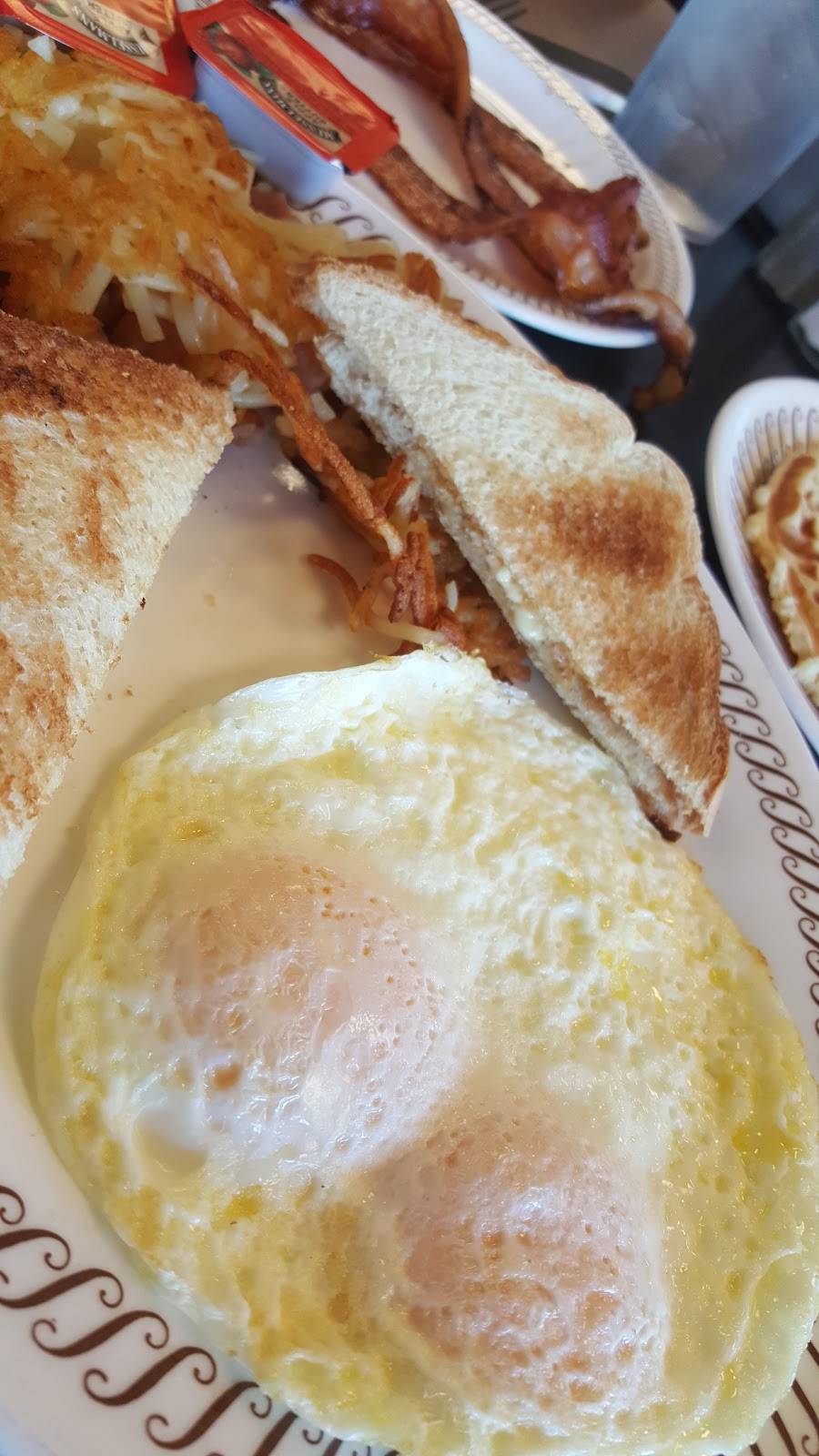 Waffle House | meal takeaway | 213 Joe B. Hall Ave, Shepherdsville, KY 40165, USA | 5025434294 OR +1 502-543-4294