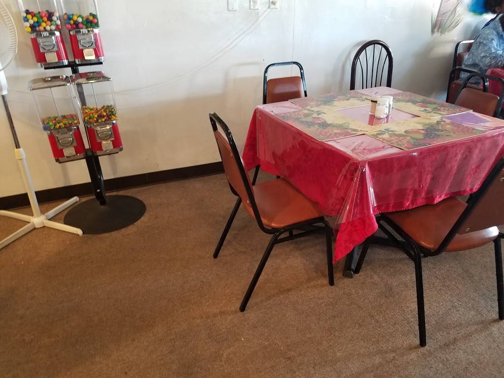 Graces Cafe | restaurant | 1909 Texas Pkwy, Missouri City, TX 77489, USA | 2812618451 OR +1 281-261-8451