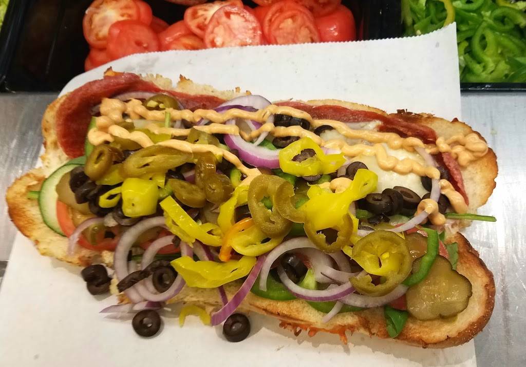 Subway | meal takeaway | 3720 Bonham St, Paris, TX 75462, USA | 9037398200 OR +1 903-739-8200