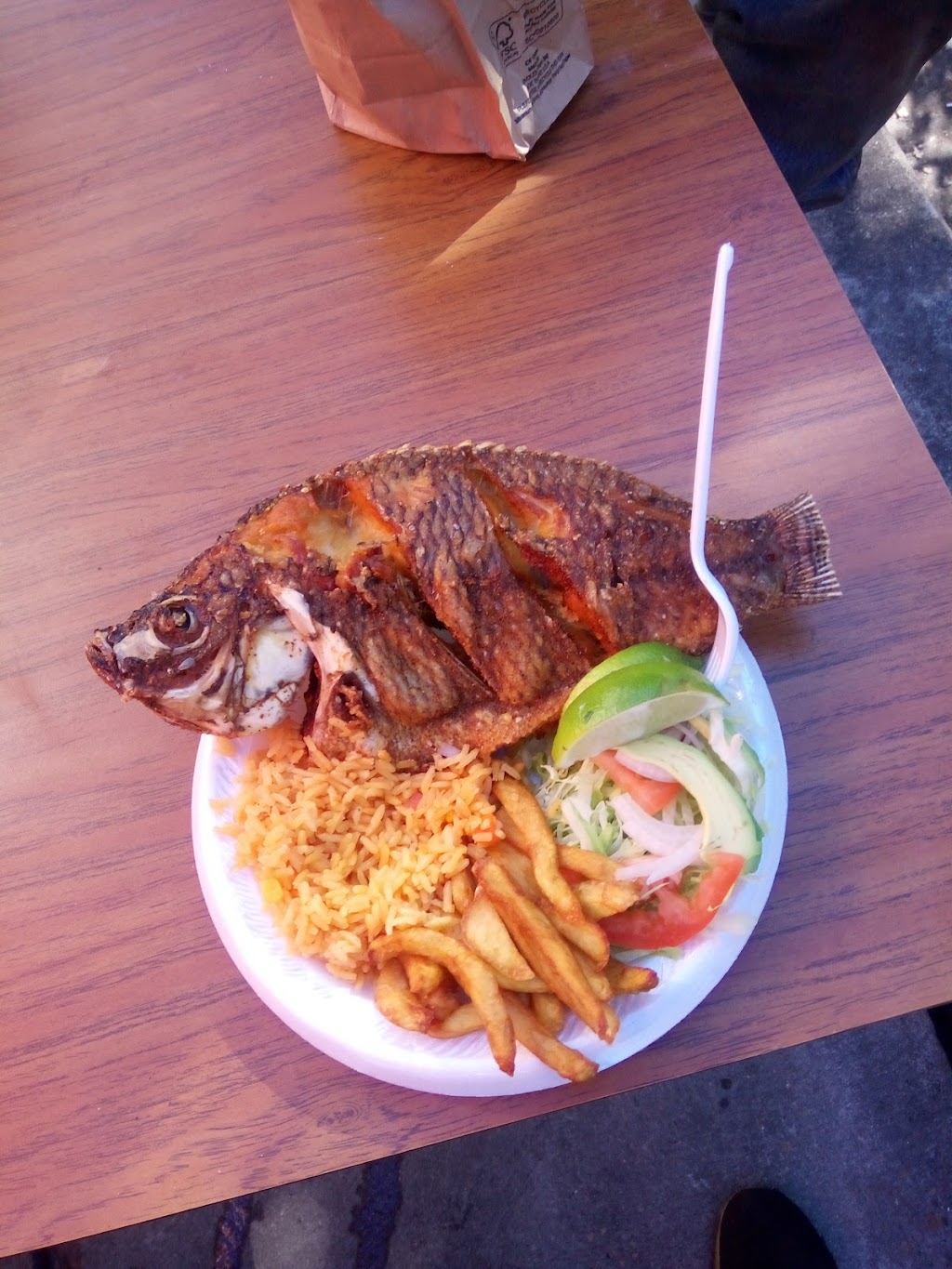 Taqueria Lucerito | restaurant | 7701 Cameron Rd, Austin, TX 78752, USA | 5125656029 OR +1 512-565-6029