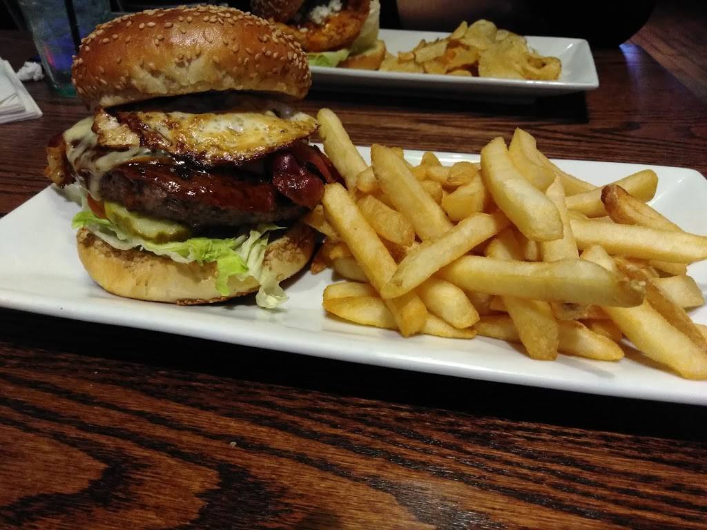 The Greene Turtle Sports Bar & Grille | restaurant | 408 York Rd, Towson, MD 21204, USA | 4108253980 OR +1 410-825-3980