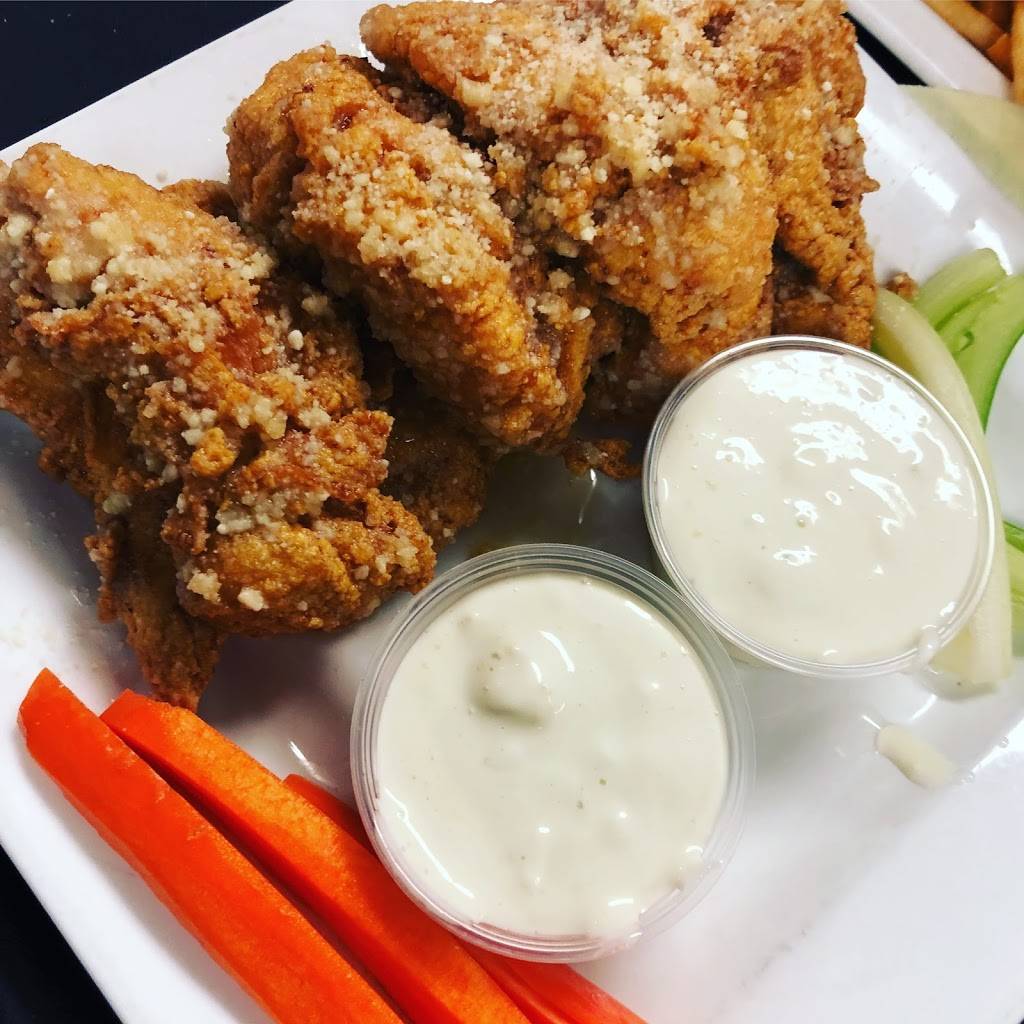 Canton Junction Sports Pub | restaurant | 399 Neponset St, Canton, MA 02021, USA | 7818287878 OR +1 781-828-7878