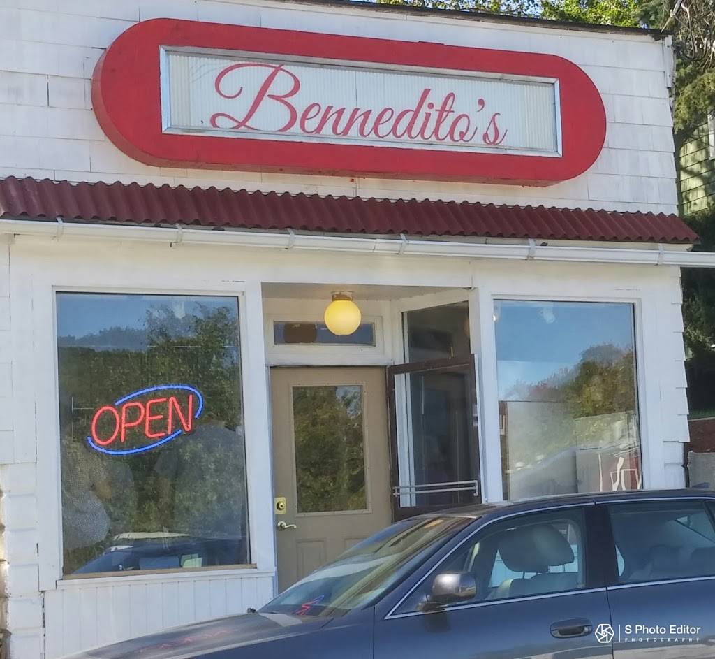 Benneditos | restaurant | 233 Poquonnock Rd, Groton, CT 06340, USA | 8604455406 OR +1 860-445-5406