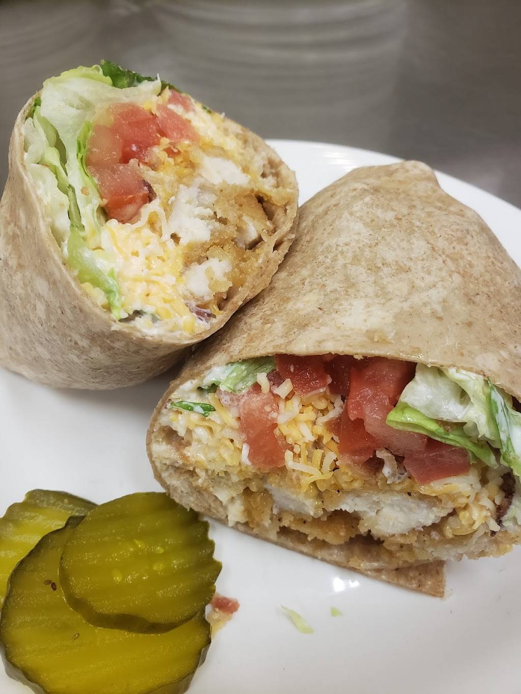 Chop House Grille | restaurant | 63 Progress Lane, Linn, MO 65051, USA | 5738979999 OR +1 573-897-9999