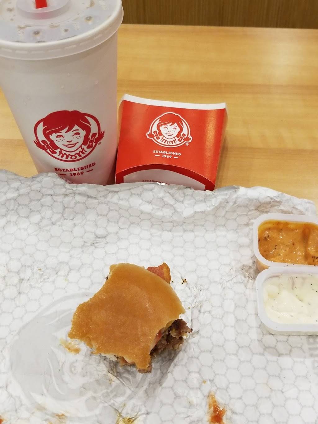 Wendys | restaurant | 7693 E Colonial Dr, Orlando, FL 32807, USA | 4072820024 OR +1 407-282-0024