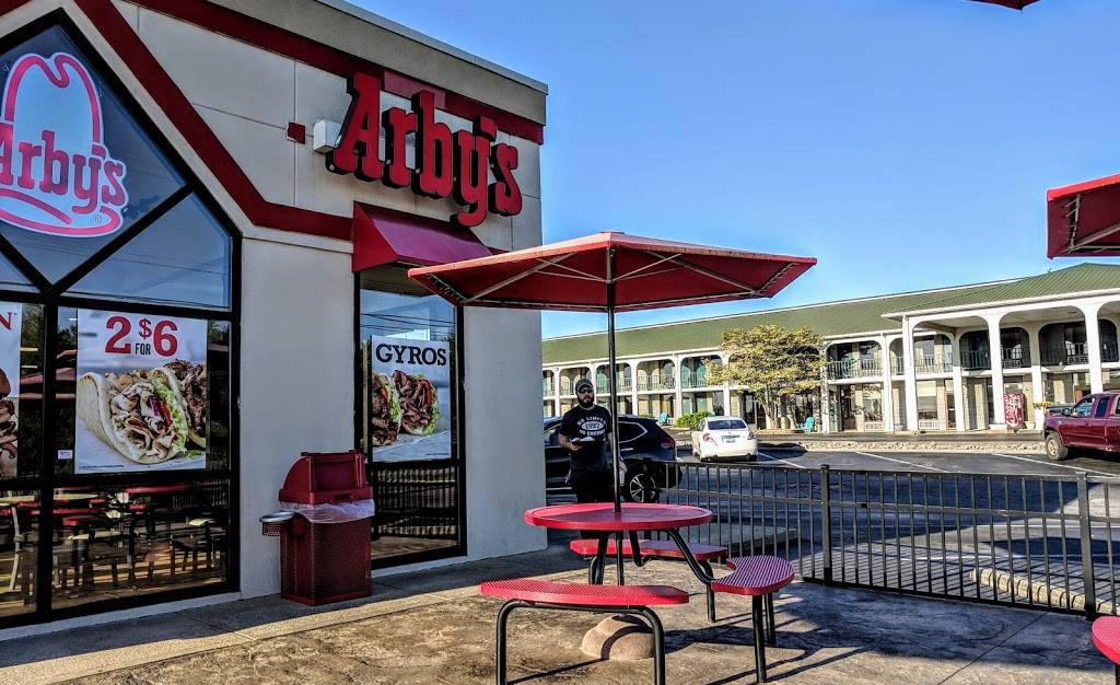 Arbys | restaurant | 966 Maple St, Russell Springs, KY 42642, USA | 2708663984 OR +1 270-866-3984