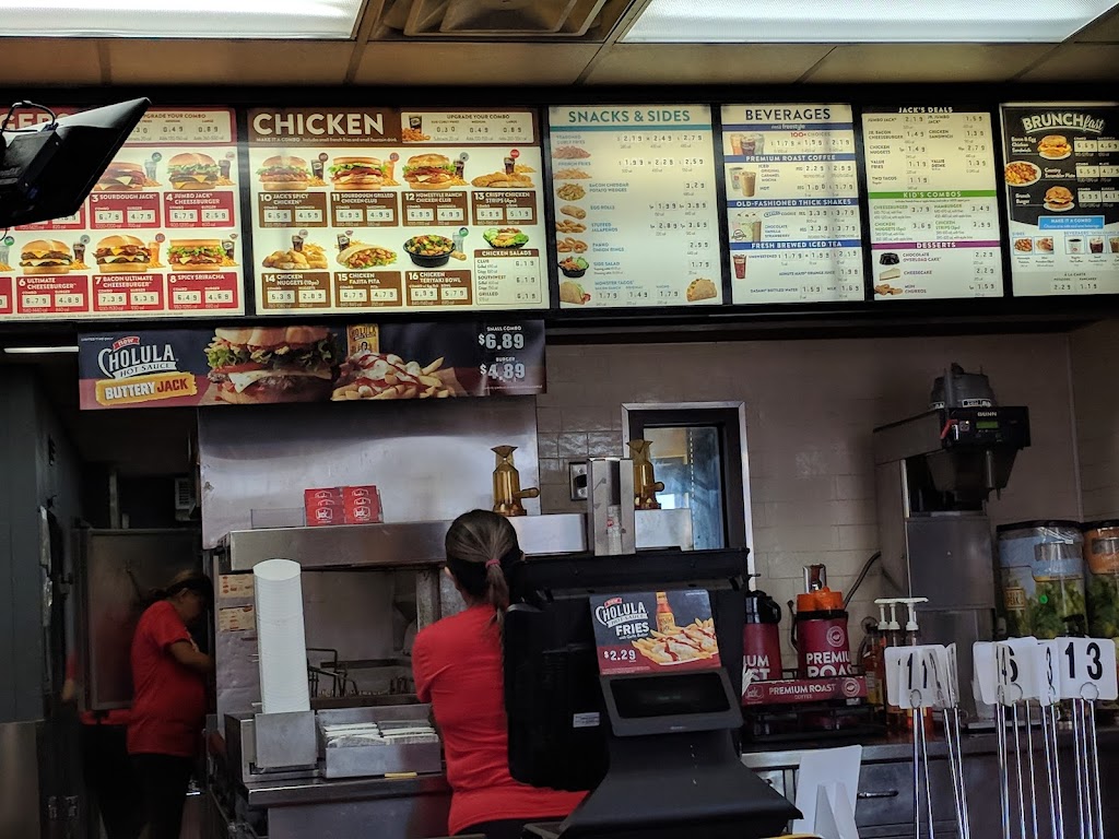 Jack in the Box | restaurant | 3501 San Dario Ave, Laredo, TX 78041, USA | 9567256616 OR +1 956-725-6616