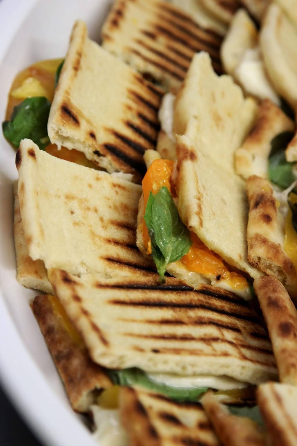 Sun Valley Kitchen | restaurant | 1260 Decatur St, Denver, CO 80204, USA | 3038628368 OR +1 303-862-8368