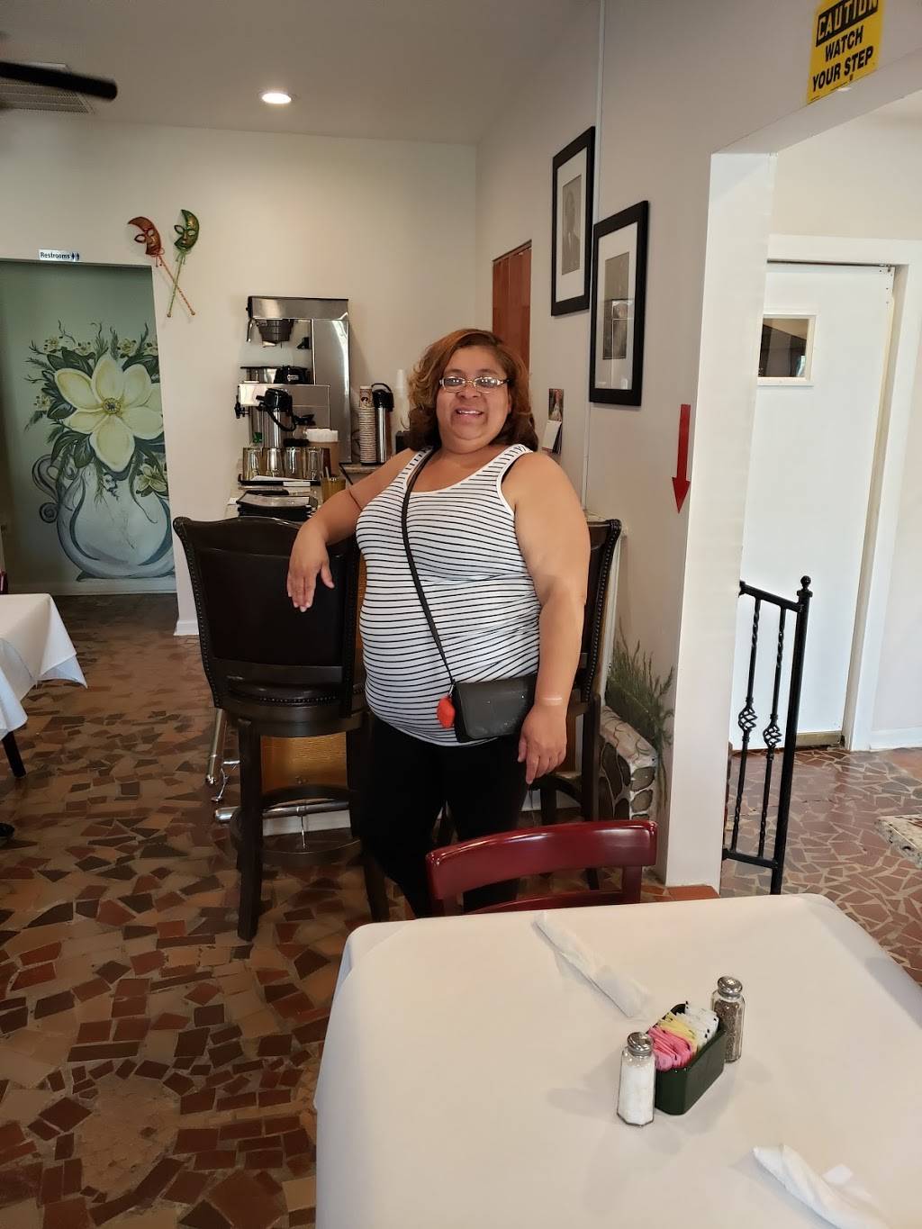 C&L Restaurant | restaurant | 8638 Hickory St, New Orleans, LA 70118, USA | 5048648065 OR +1 504-864-8065