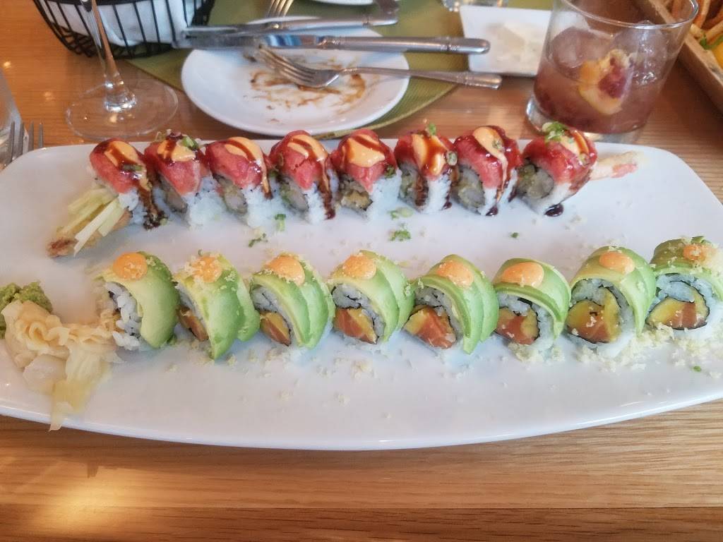 H2O | restaurant | 166 W Main St, East Islip, NY 11730, USA | 6312774800 OR +1 631-277-4800