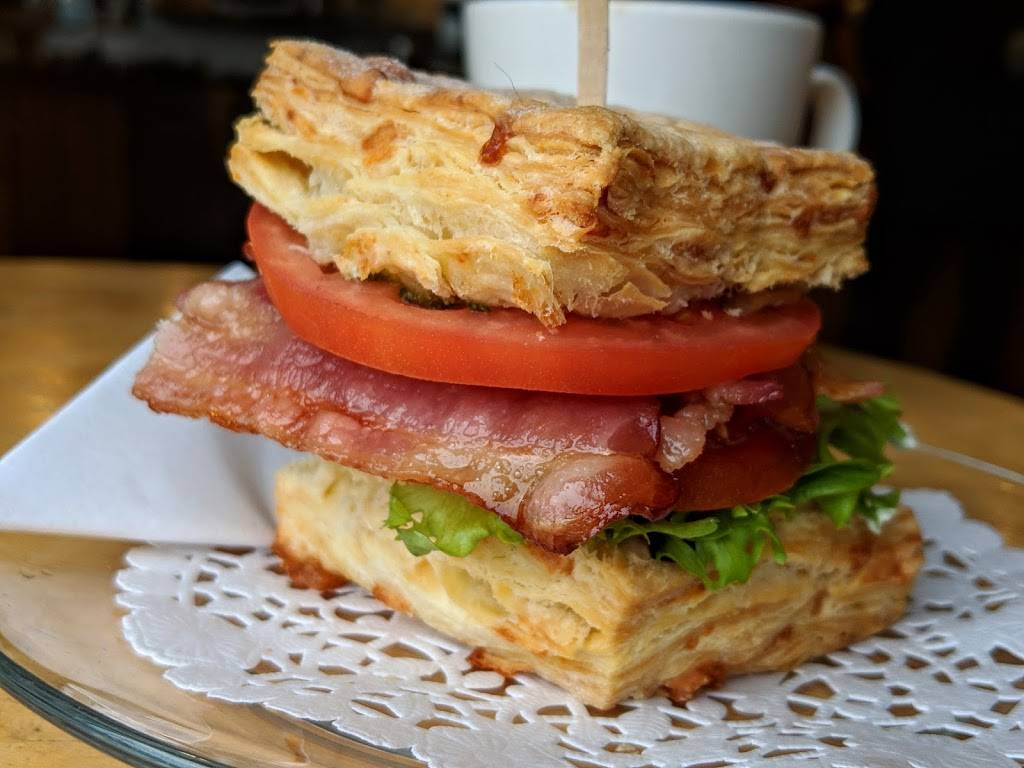 The SconeWitch (Beechwood) | restaurant | 35 Beechwood Ave, Ottawa, ON K1M 1M1, Canada | 6137414141 OR +1 613-741-4141