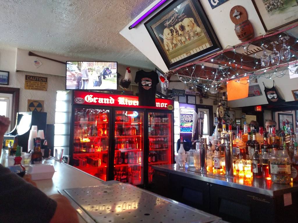 The Grand River Manor | restaurant | 1153 Mechanicsville Rd, Geneva, OH 44041, USA | 4404669229 OR +1 440-466-9229