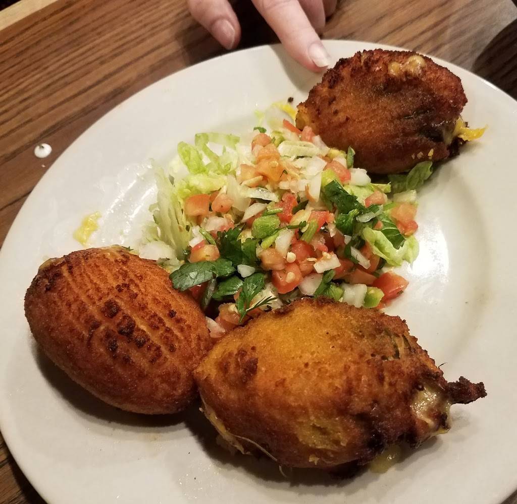 Los Molcajetes | restaurant | 4320 Western Center Blvd, Fort Worth, TX 76137, USA | 8173069000 OR +1 817-306-9000