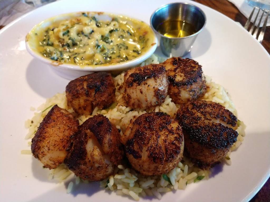 Chesapeakes Seafood Restaurant & Raw Bar | restaurant | 9630 Parkside Dr, Knoxville, TN 37922, USA | 8658519088 OR +1 865-851-9088