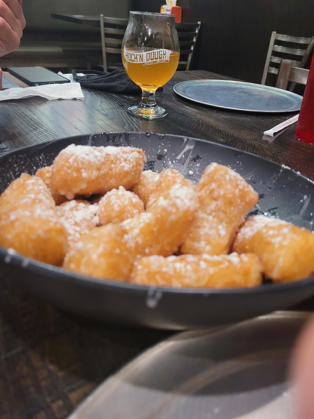 Rockn Dough Pizza & Brewery | restaurant | 1769 N Germantown Pkwy, Cordova, TN 38016, USA | 9017599883 OR +1 901-759-9883