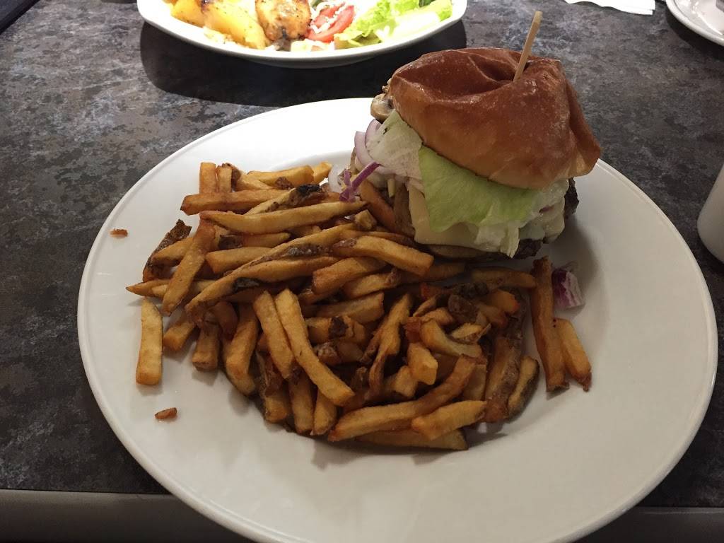 Opas Kitchen | restaurant | 340 Woodlawn Rd W, Guelph, ON N1H 7M4, Canada | 5197664435 OR +1 519-766-4435