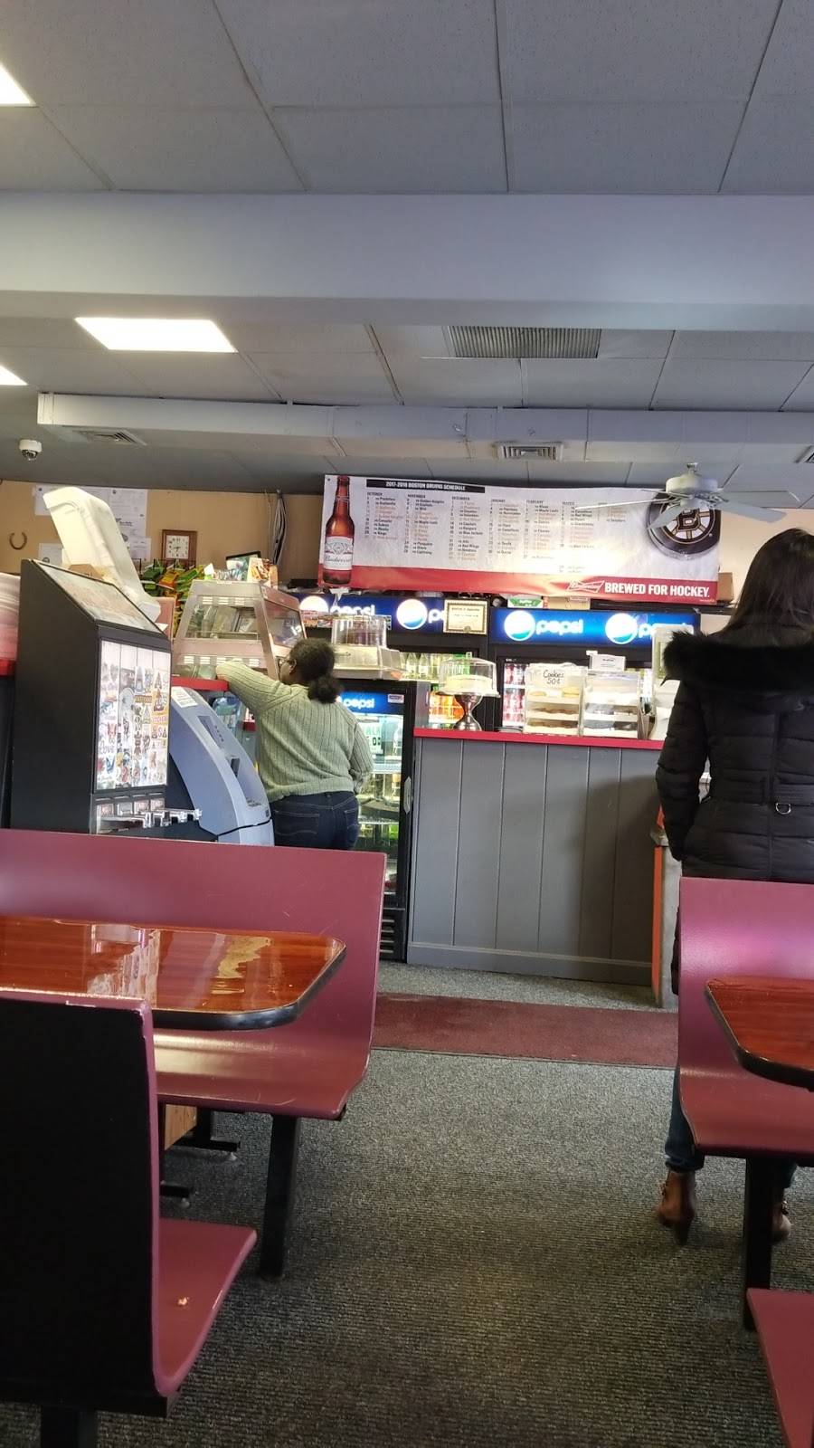 Riverside Pizza & Seafoods | restaurant | 305 River St, Cambridge, MA 02139, USA | 6173548800 OR +1 617-354-8800