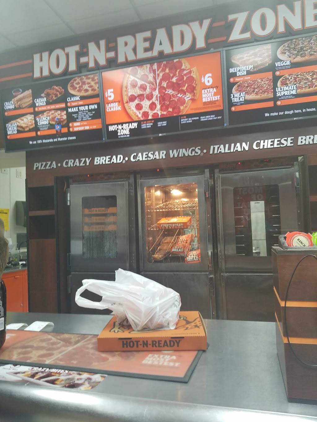 Little Caesars Pizza | meal takeaway | 127 S Eastwood Dr, Woodstock, IL 60098, USA | 8153379000 OR +1 815-337-9000