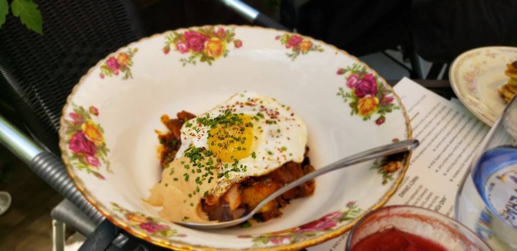 Lady of the House | restaurant | 1426 Bagley St, Detroit, MI 48216, USA | 3138180218 OR +1 313-818-0218