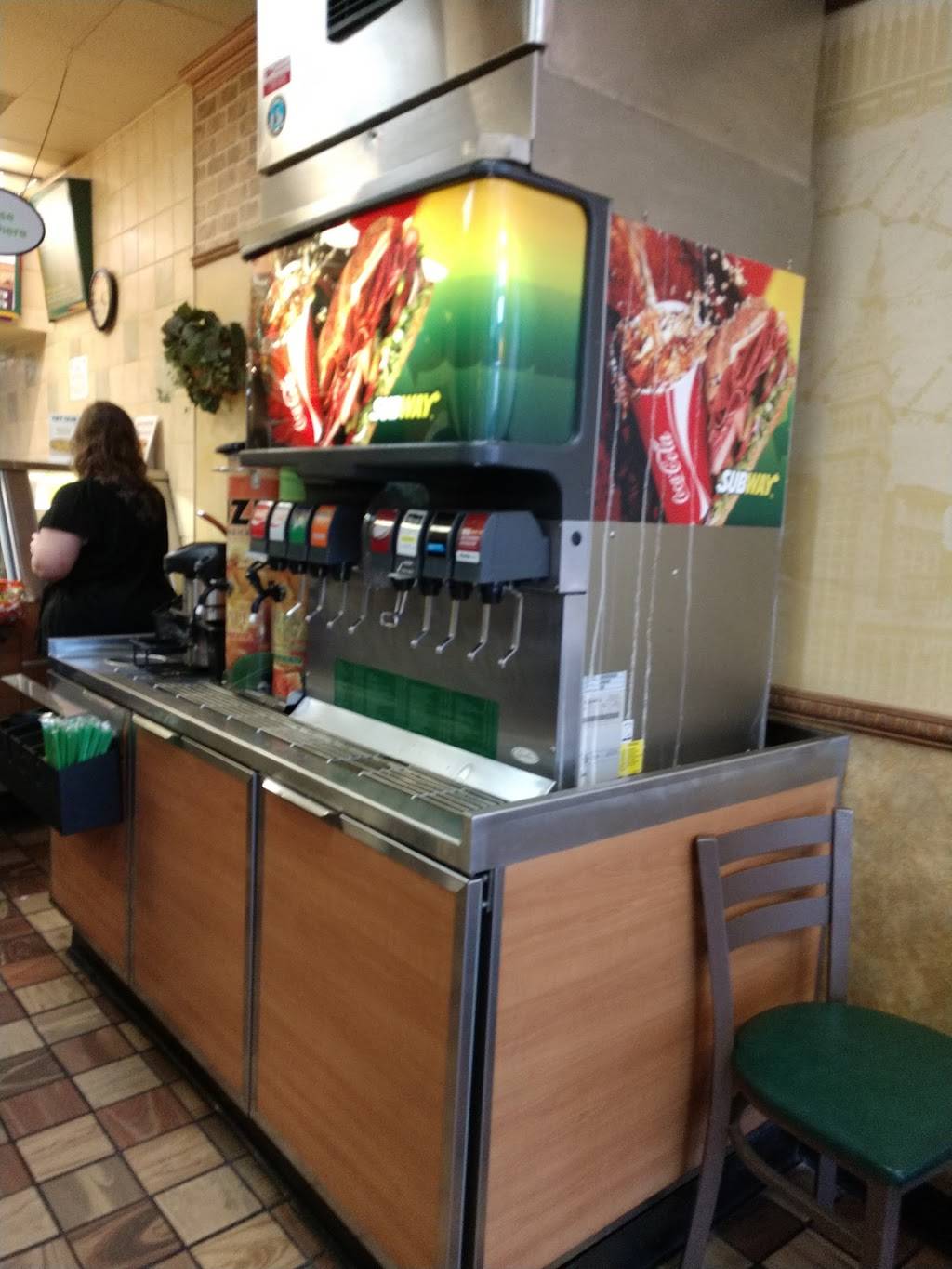 Subway | restaurant | 2011 Fresno St, Fresno, CA 93721, USA | 5594450739 OR +1 559-445-0739