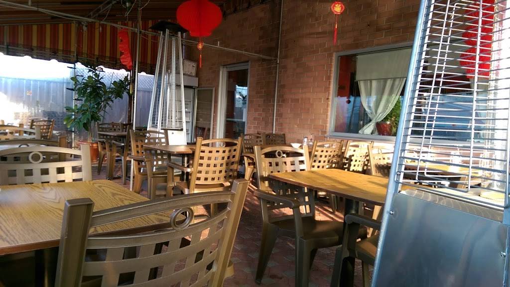 Restaurant Cari | restaurant | 5000 3e Av O, Québec, QC G1H 6G3, Canada | 4186278989 OR +1 418-627-8989