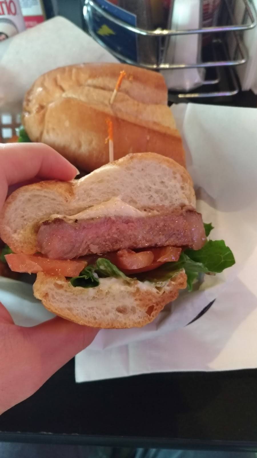 Duffers Bar & Grill | restaurant | 1000 Las Lomas Rd, Duarte, CA 91010, USA | 6263573571 OR +1 626-357-3571