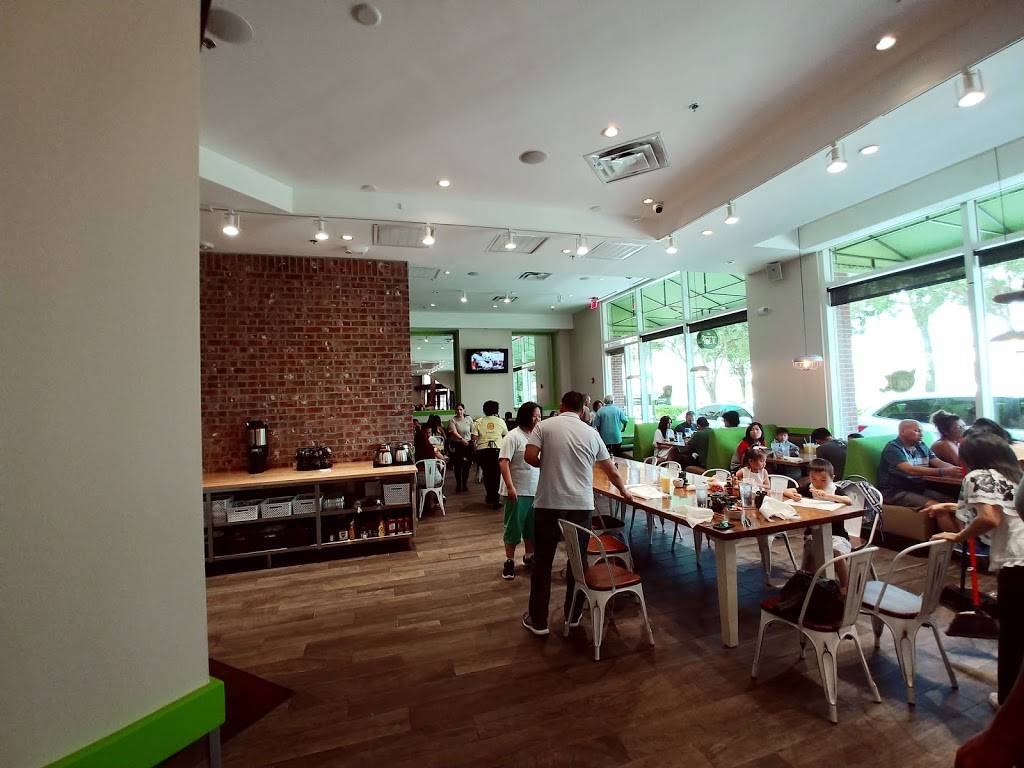 The Toasted Yolk Cafe | restaurant | 2110 Town Square Pl, Sugar Land, TX 77479, USA | 8325320445 OR +1 832-532-0445