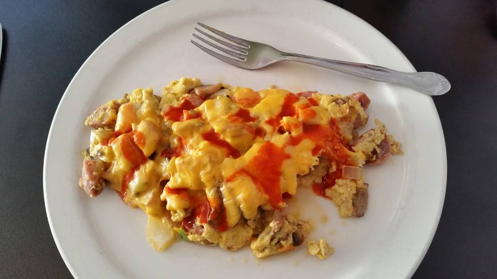 Pages Diner | restaurant | 1039 W College Ave, Santa Rosa, CA 95401, USA | 7075798479 OR +1 707-579-8479