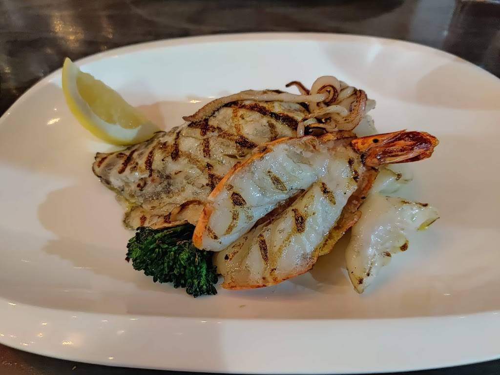 Il Ponte Cucina Italiana | restaurant | 625 Queen St E, Toronto, ON M4M 1G7, Canada | 4167780404 OR +1 416-778-0404