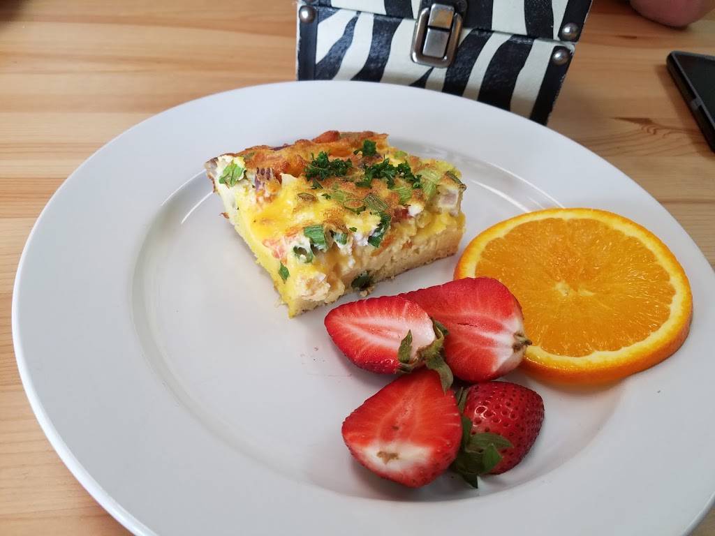 Bites of Europe | restaurant | 1306 Hillsboro Blvd, Manchester, TN 37355, USA | 9319541300 OR +1 931-954-1300