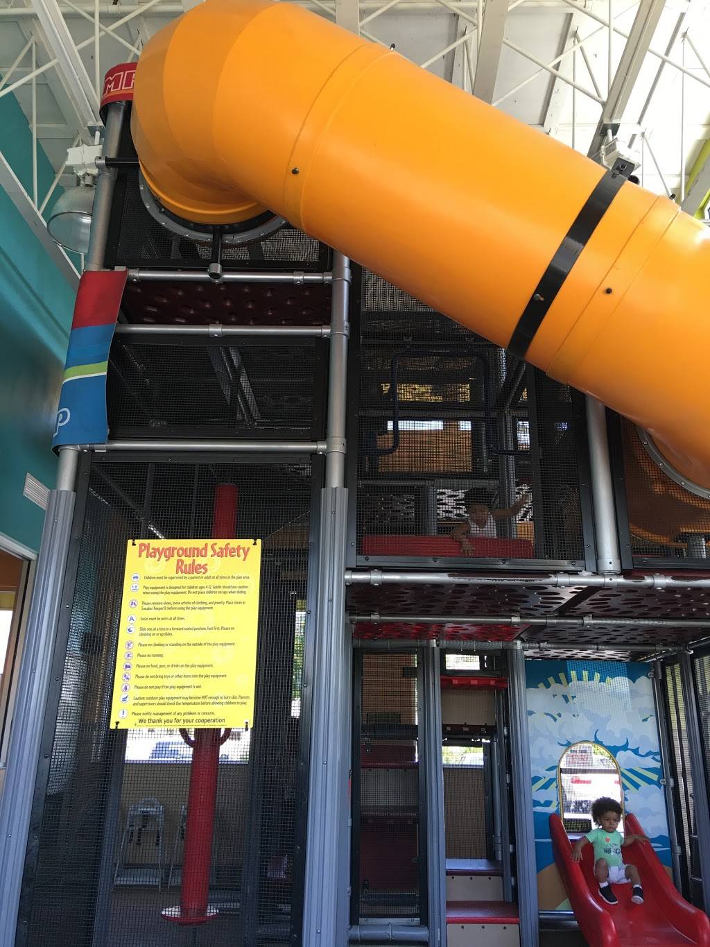 McDonalds | cafe | 4600 Ming Ave, Bakersfield, CA 93309, USA | 6618338706 OR +1 661-833-8706