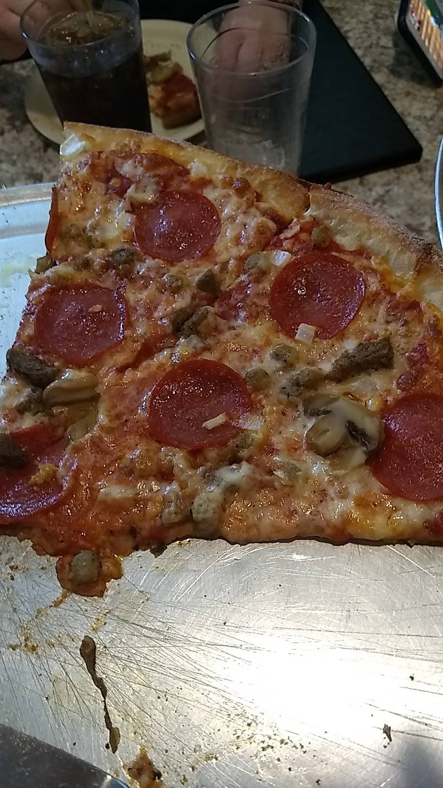 Sammys Italian | restaurant | 9668 N, US-301, Wildwood, FL 34785, USA | 3527481293 OR +1 352-748-1293