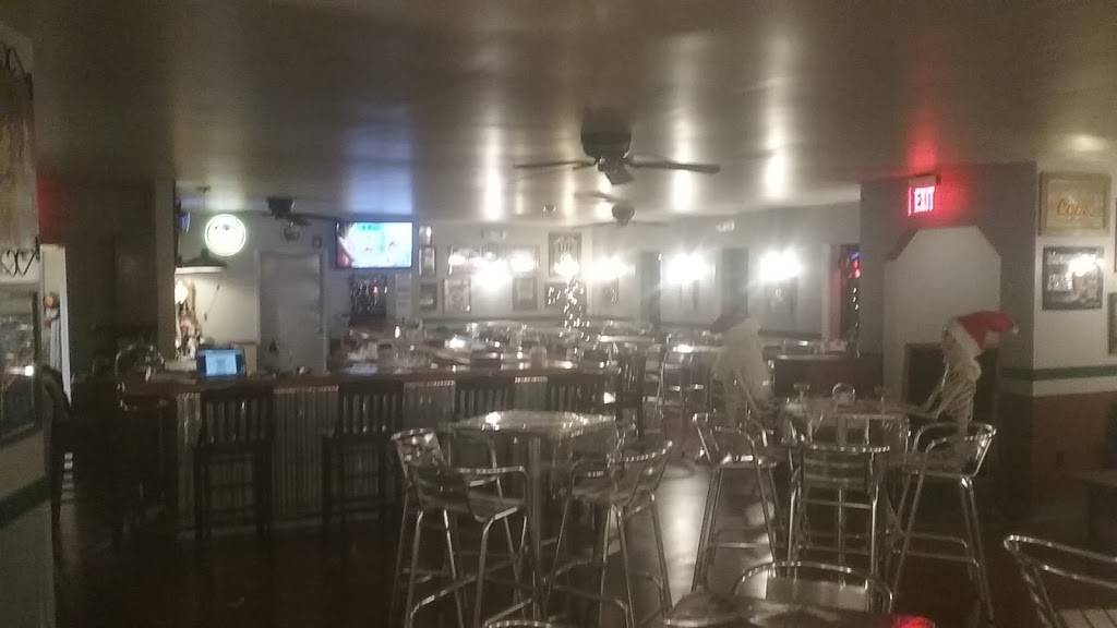 The Pour House | restaurant | 5790 Robert C Byrd Dr, Bradley, WV 25818, USA | 3048777919 OR +1 304-877-7919