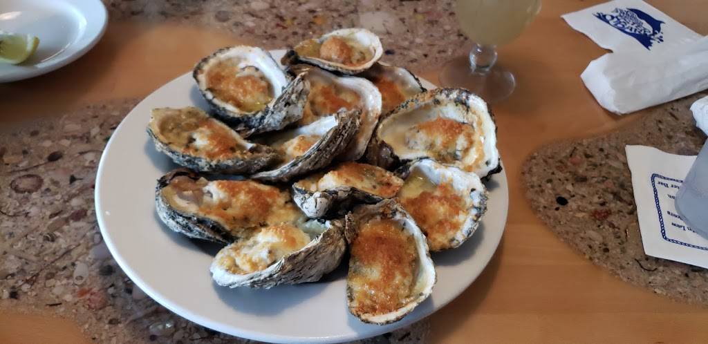 Anna Maria Oyster Bar - Cortez | restaurant | 6696 Cortez Rd W, Bradenton, FL 34210, USA | 9417920077 OR +1 941-792-0077