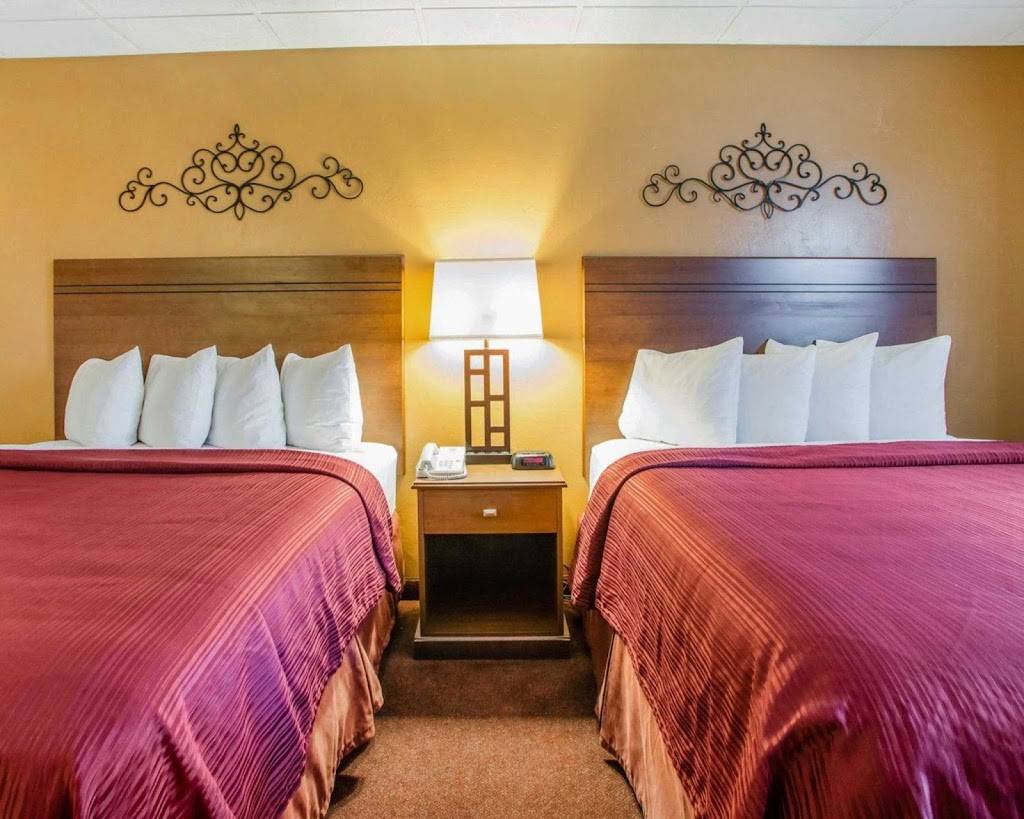 Quality Inn & Suites Downtown | restaurant | 321 S Washington St, Green Bay, WI 54301, USA | 9203281074 OR +1 920-328-1074