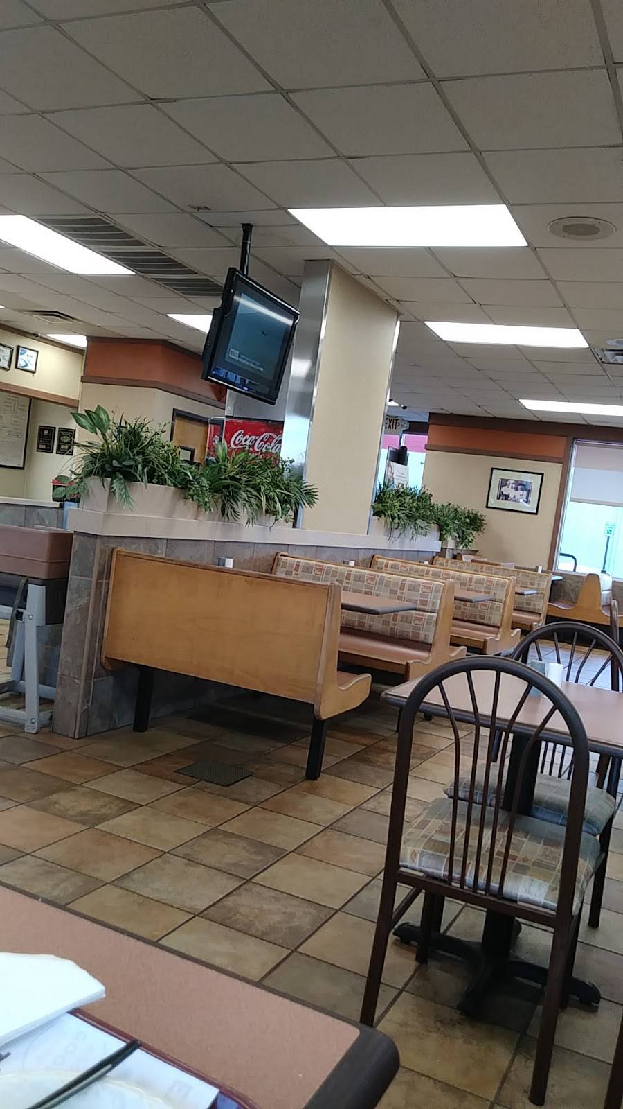 Jacks | restaurant | 1724 Crestwood Blvd, Birmingham, AL 35210, USA | 2059513849 OR +1 205-951-3849