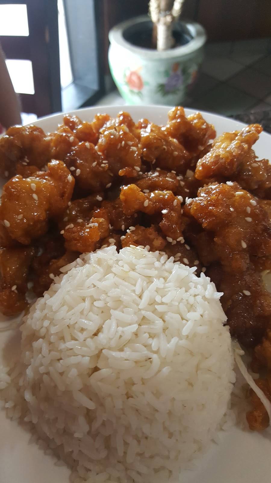 Chopsticks House | restaurant | 3938 Grand Ave C, Chino, CA 91710, USA | 9095903688 OR +1 909-590-3688