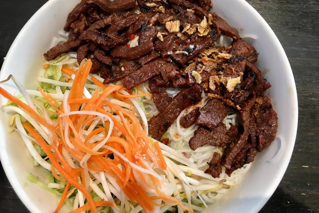 J Pho | restaurant | 1020 Summit St, Elgin, IL 60120, USA | 2242387766 OR +1 224-238-7766
