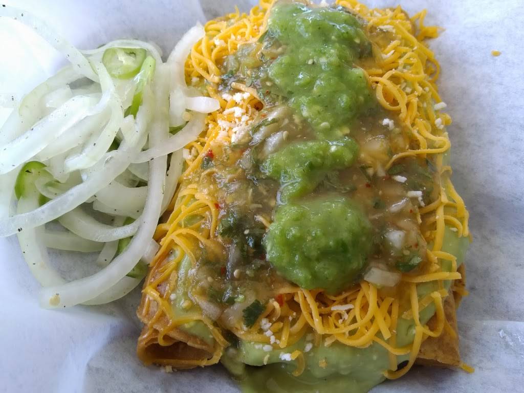 Santanas Mexican Food | restaurant | 10050 Mission Gorge Rd, Santee, CA 92071, USA | 6196317680 OR +1 619-631-7680