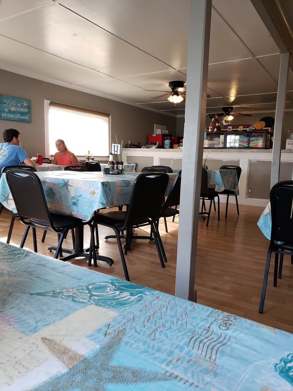 Lorraines Seafood Restaurant | restaurant | 4409 Chambers Ln, Tangier, VA 23440, USA | 7578912225 OR +1 757-891-2225