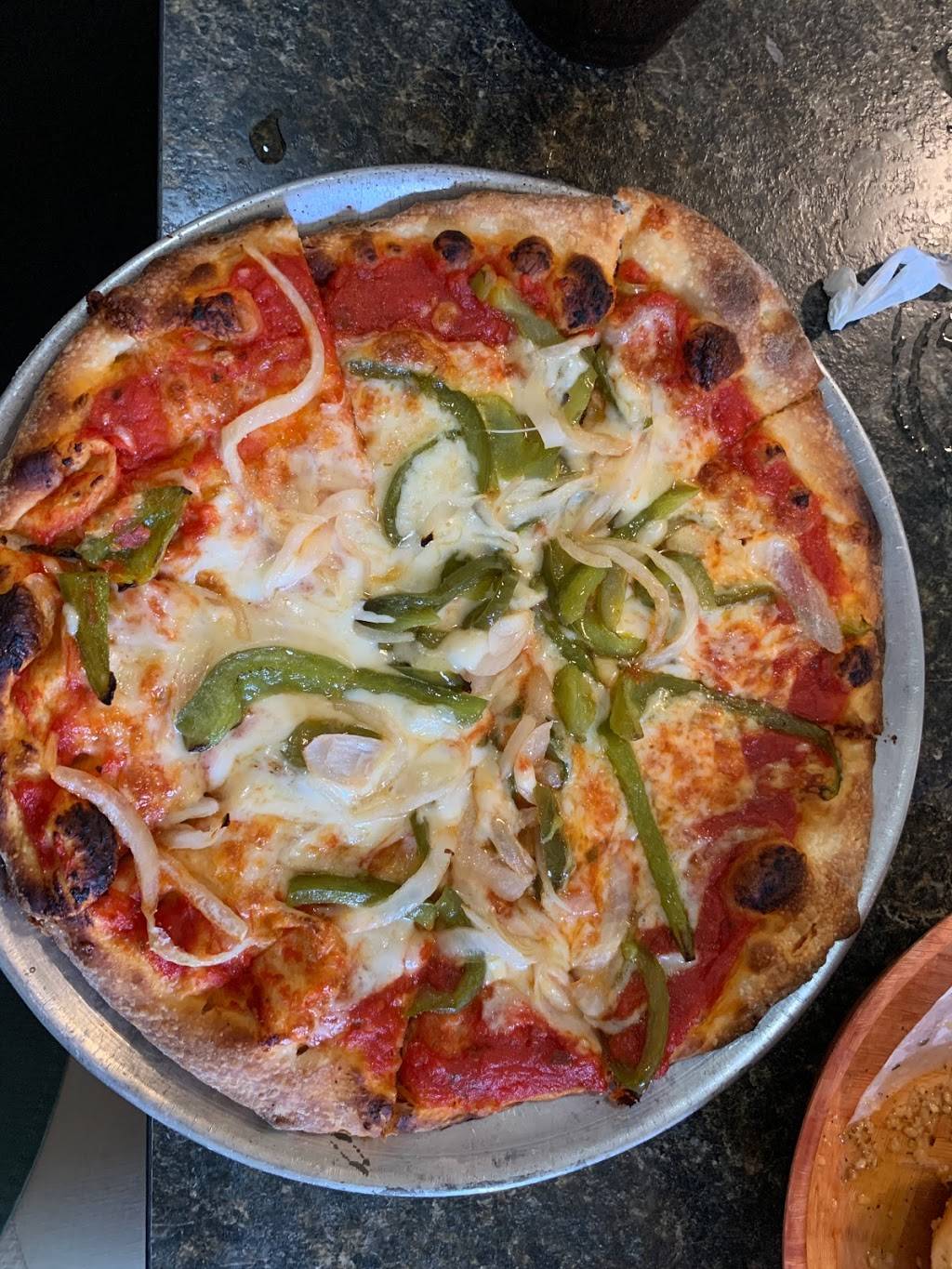 Roccos Pizza Pasta Grill | restaurant | 827 14th St W, Bradenton, FL 34205, USA | 9412260000 OR +1 941-226-0000