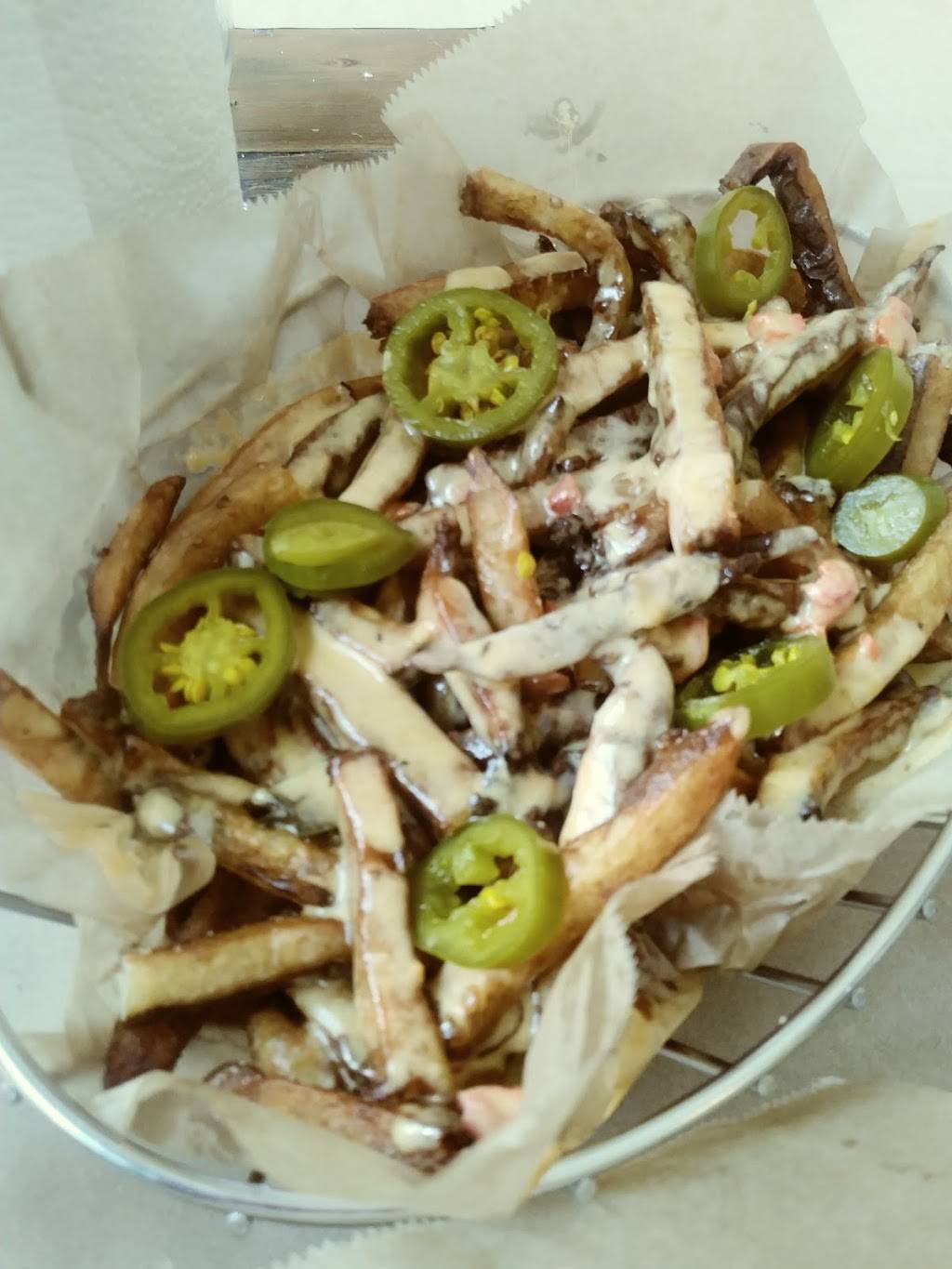 Farm Burger Memphis | restaurant | 1350 Concourse Ave #175, Memphis, TN 38104, USA | 9018001851 OR +1 901-800-1851