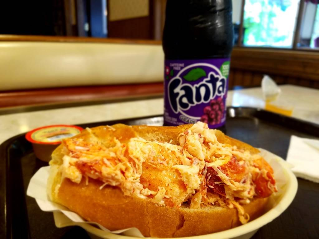 Heritage Farm Ice Cream & Restaurant | restaurant | 163 Pawtucket Blvd, Lowell, MA 01854, USA | 9784590802 OR +1 978-459-0802