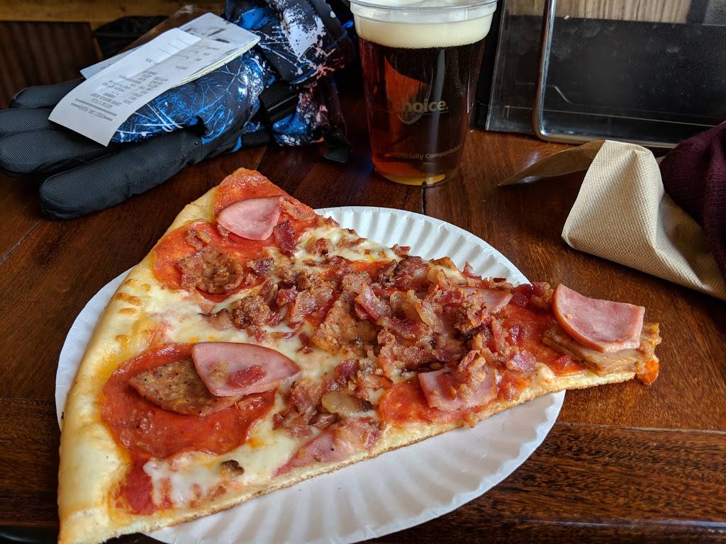 Gustinos Lakeside Pizzeria | restaurant | Ten Mile Cir, Copper Mountain, CO 80443, USA | 9709683222 OR +1 970-968-3222