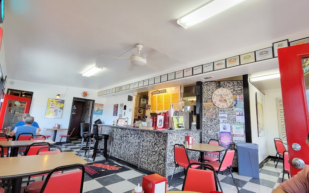 Eureka Stars Hamburgers | restaurant | 2009 Harrison Ave, Eureka, CA 95501, USA | 7074452061 OR +1 707-445-2061