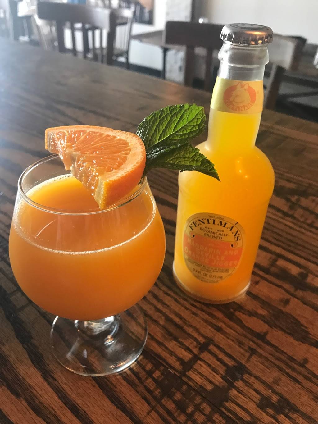 West Wine Bar | restaurant | 67 West St #3, Brooklyn, NY 11222, USA | 9179091087 OR +1 917-909-1087